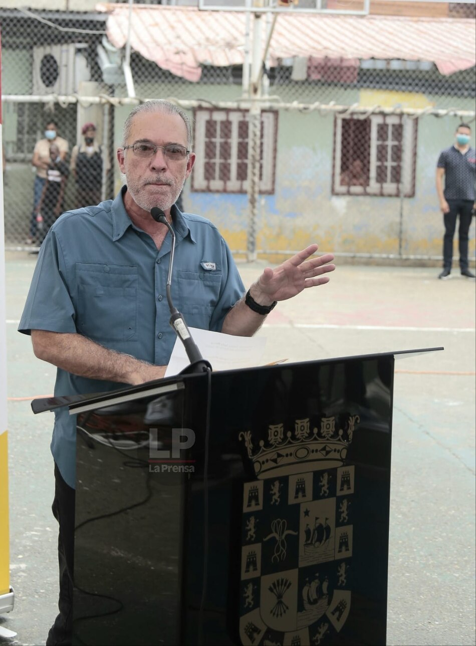 Fábrega pide al TE información relevante del proceso de revocatoria de mandato en su contra