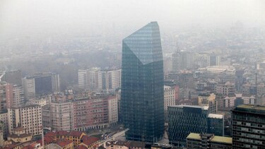 El esmog obliga a limitar o prohibir el tráfico en varias ciudades de Italia