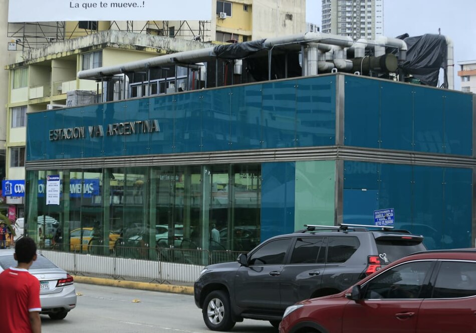 Testigo relata caída de mujer a la vía del tren en la estación Vía Argentina del Metro de Panamá