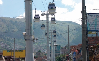 Construcción del teleférico en San Miguelito toma forma: seis propuestas compiten para el EIA