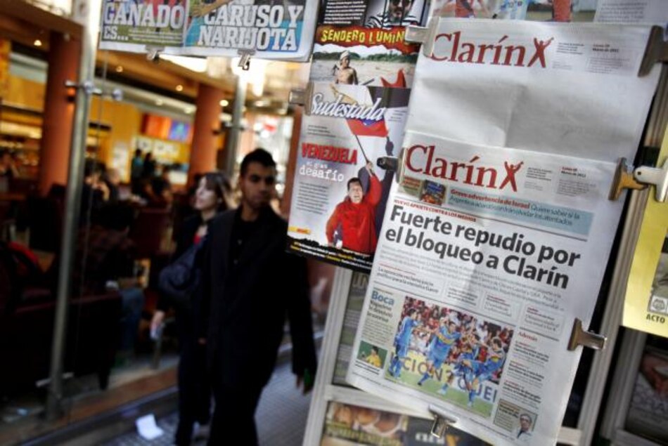 Gobierno de Argentina rechaza plan de Clarín