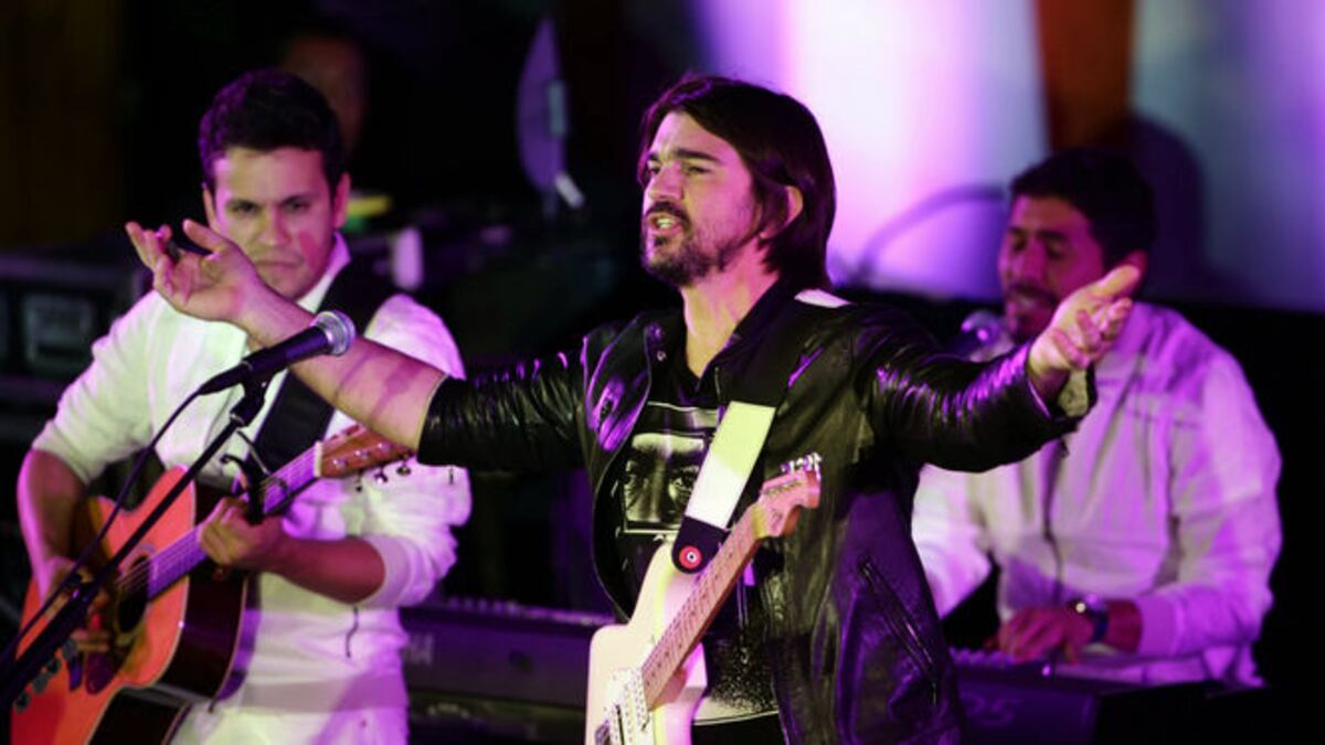 Juanes pone a cantar nueva canción a la ONU