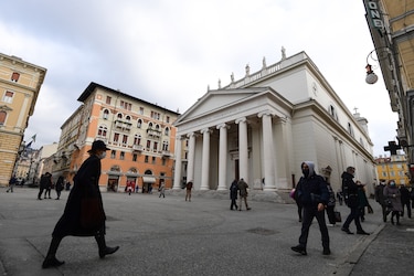 Lombardía confinada por error durante una semana en Italia