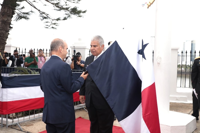 Con dianas al amanecer, Panamá inicia las Fiestas Patrias 2025