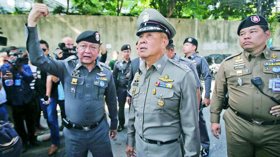 Insurgentes, en la mira por atentado