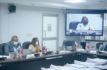 Aprueban $200 mil a la Lotería para 7 vehículos