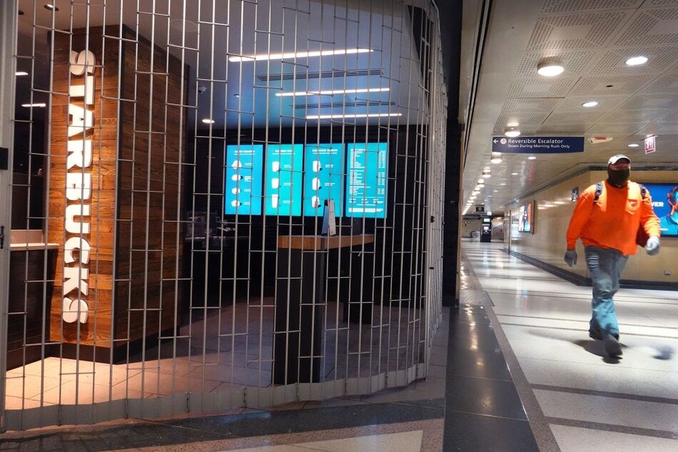 Starbucks busca concesiones de alquiler