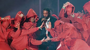 Kendrick Lamar lidera nominaciones a los Grammy