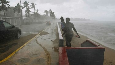 Huracán María azota las Islas Vírgenes y el balance de muertos sube a dos