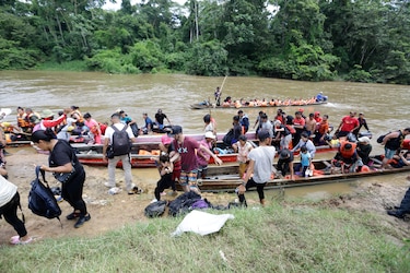 Una cifra de desesperación: El paso de 300 mil migrantes por la selva del Darién  