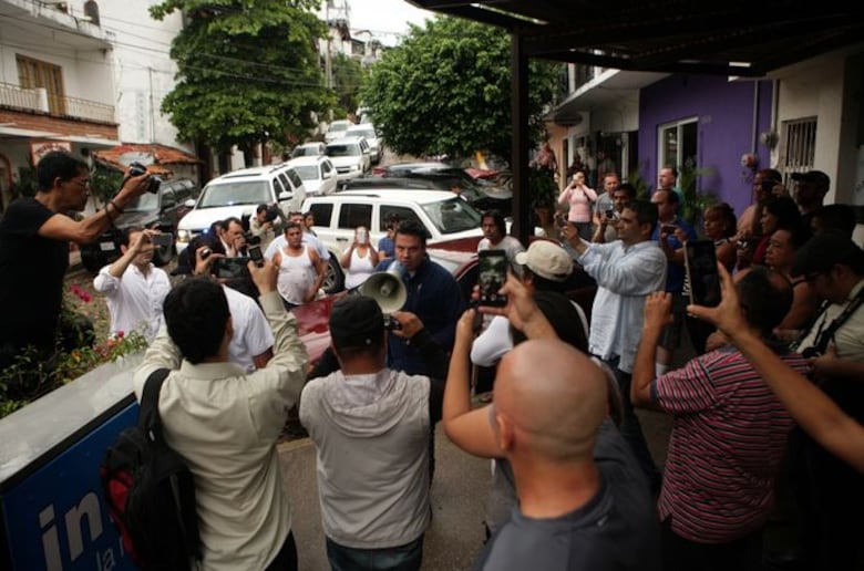 México: El ojo del huracán Patricia toca tierra en el estado de Jalisco
