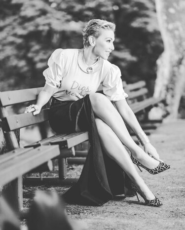 En los zapatos de María Antonieta, con el espíritu de Ismarí