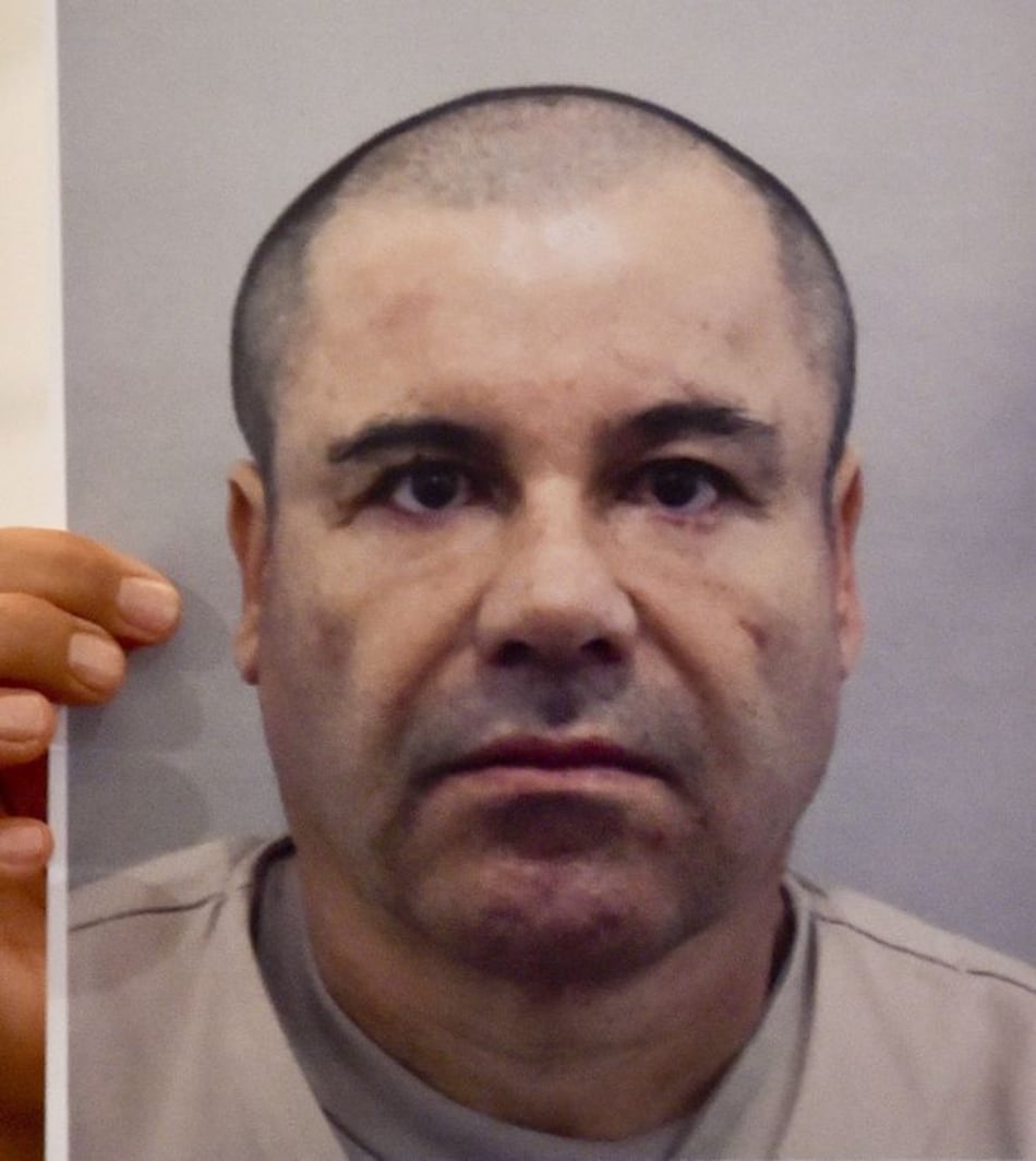 Ordenan prisión a tres funcionarios por posible colaboración en fuga de El Chapo