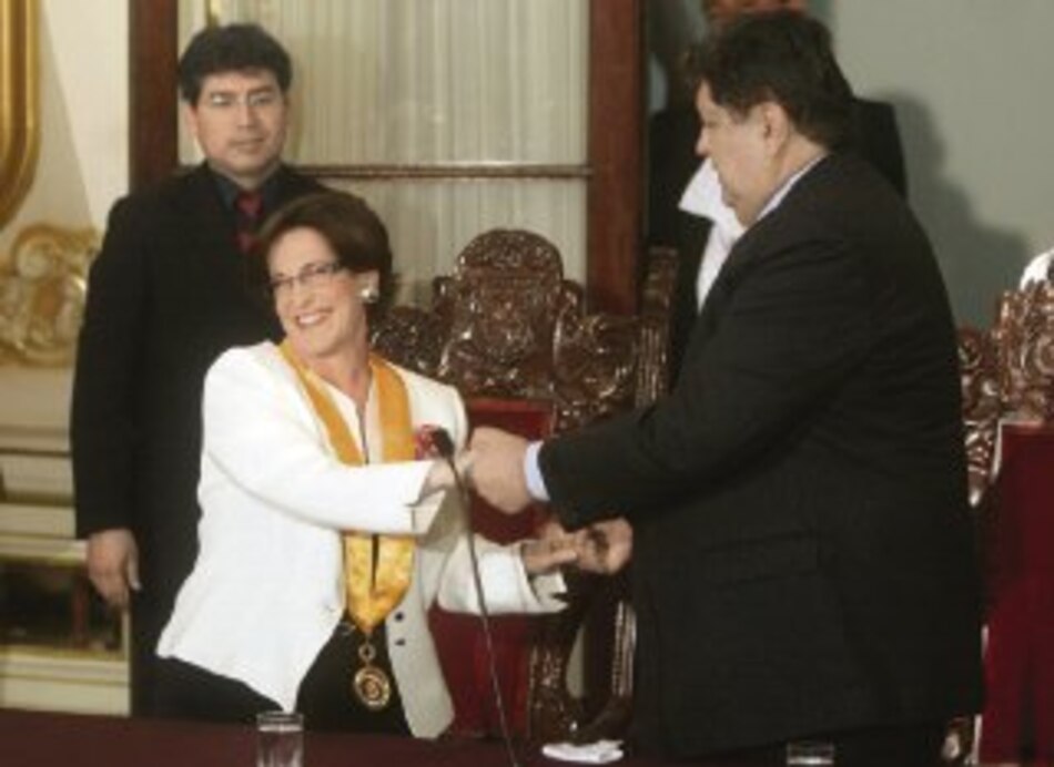 Villarán asume como alcaldesa de Lima