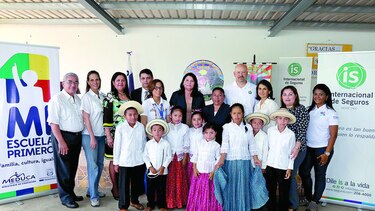 IS participa en el programa Mi Escuela Primero