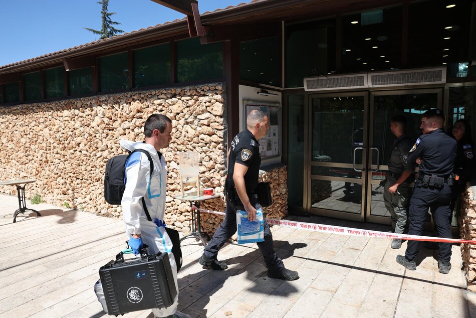 Hombre apuñala a dos personas en un kibutz cerca de Jerusalén