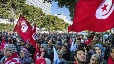 Protestas en Túnez contra medidas económicas