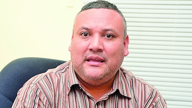 Denuncian fallas en concurso de docentes