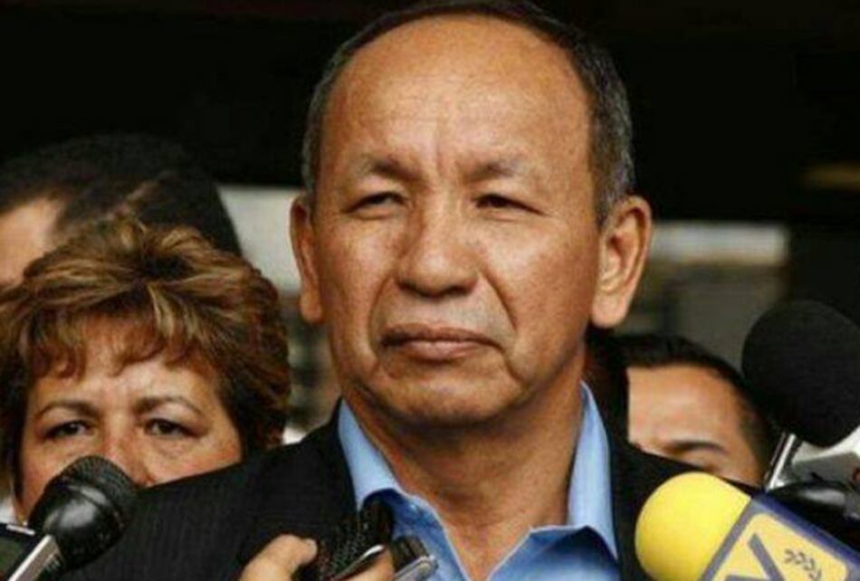 Inhabilitan políticamente a dirigente opositor en Venezuela