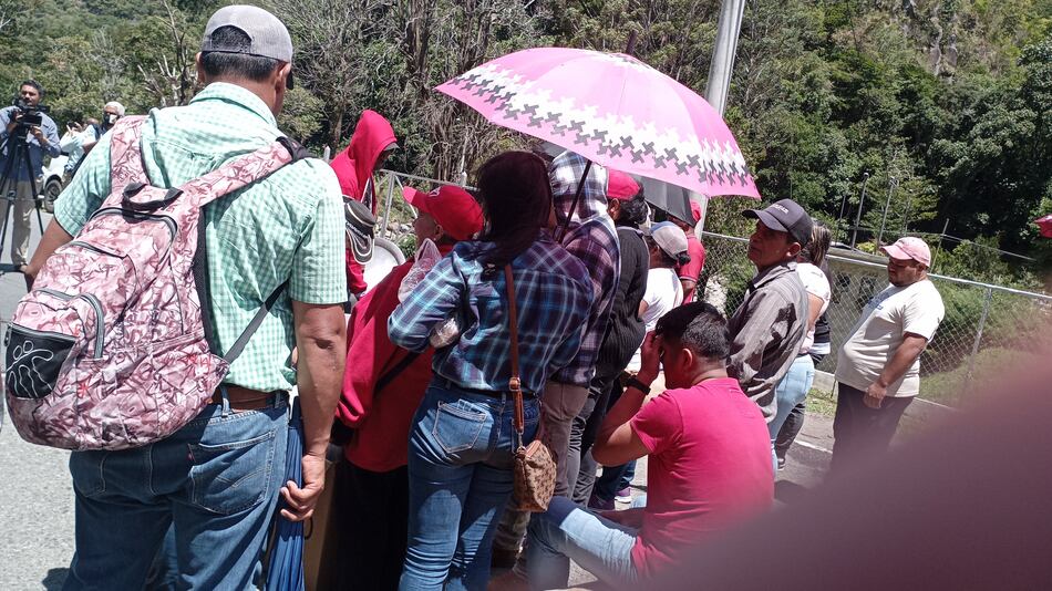 Damnificados por huracanes Iota y Eta del 2020 cierran la vía que conduce a Bambito