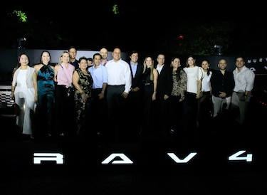 En el marco de su 70 aniversario en Panamá, Ricardo Pérez presenta la nueva Toyota RAV4
