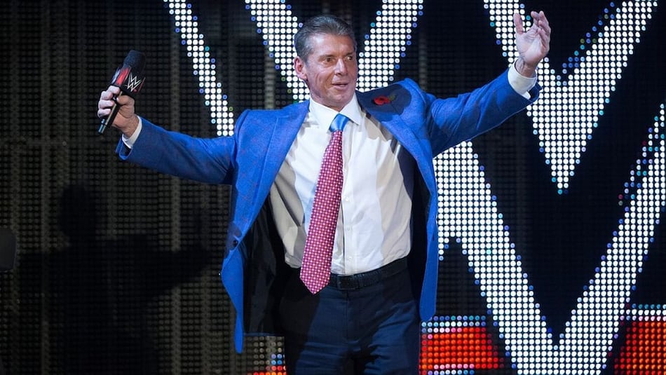 Renuncia Vince McMahon, presidente de la WWE, en medio de investigación por sobornos