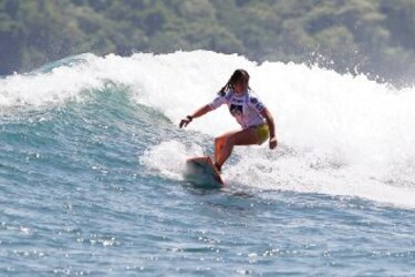 El surf domina olas de Venao