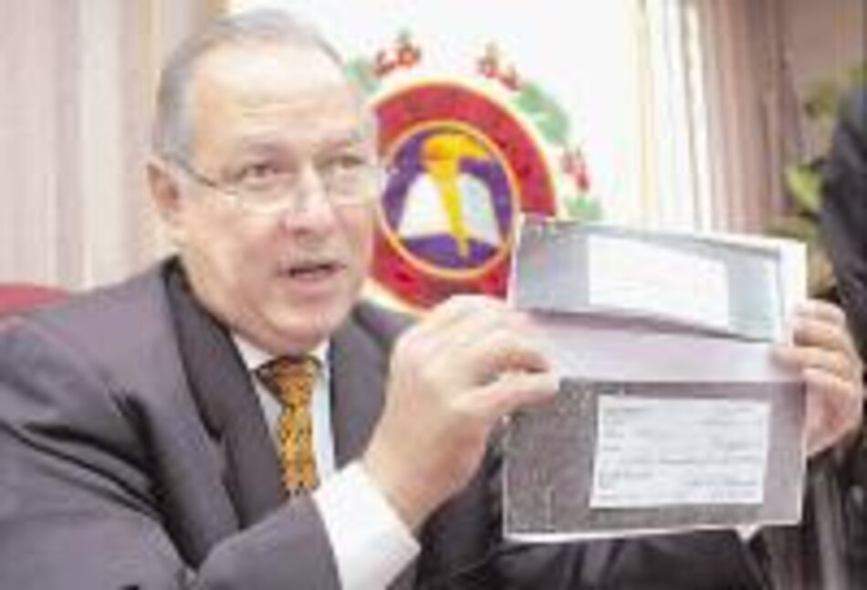 Martín, Moscoso y Pérez B. recibieron dinero de PECC