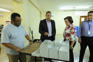 Después del caos de salvoconductos, llegan las primeras placas vehiculares 2026-2030