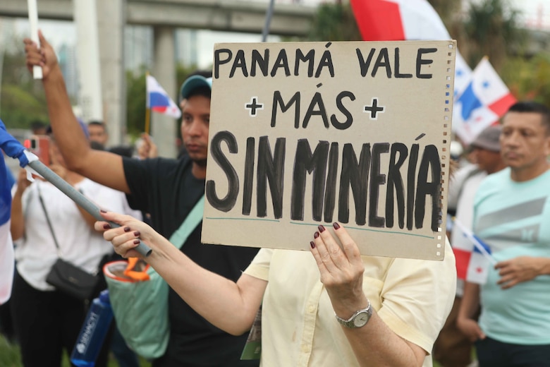 Movimiento Sal de las Redes rechaza invitación de Mulino: ‘que escuche las voces en las calles’