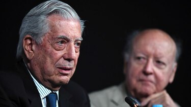 ¡Más literatura y menos pantalla!, plantea Mario Vargas Llosa en tiempos de redes sociales
