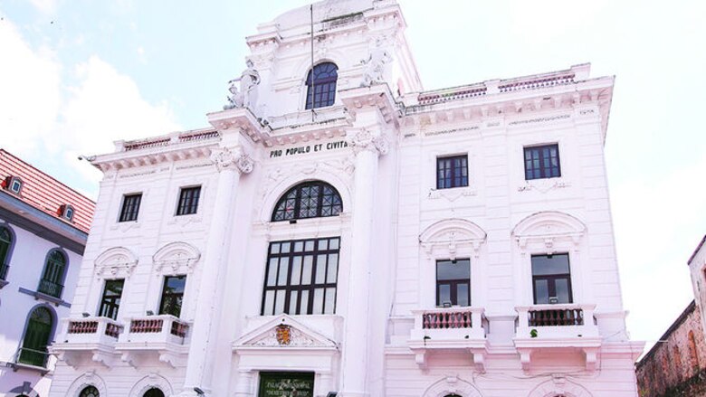 Por segunda vez Fábrega declara desierta la licitación para restaurar el Palacio Municipal: ninguna empresa presentó oferta