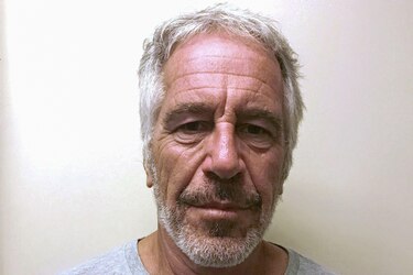 Por qué los ricos y poderosos no podían decirle ‘no’ a Jeffrey Epstein