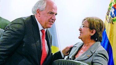 Samper urge a sectores venezolanos a entenderse