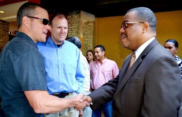 Matt Damon se une en proyecto de agua potable en Haití
