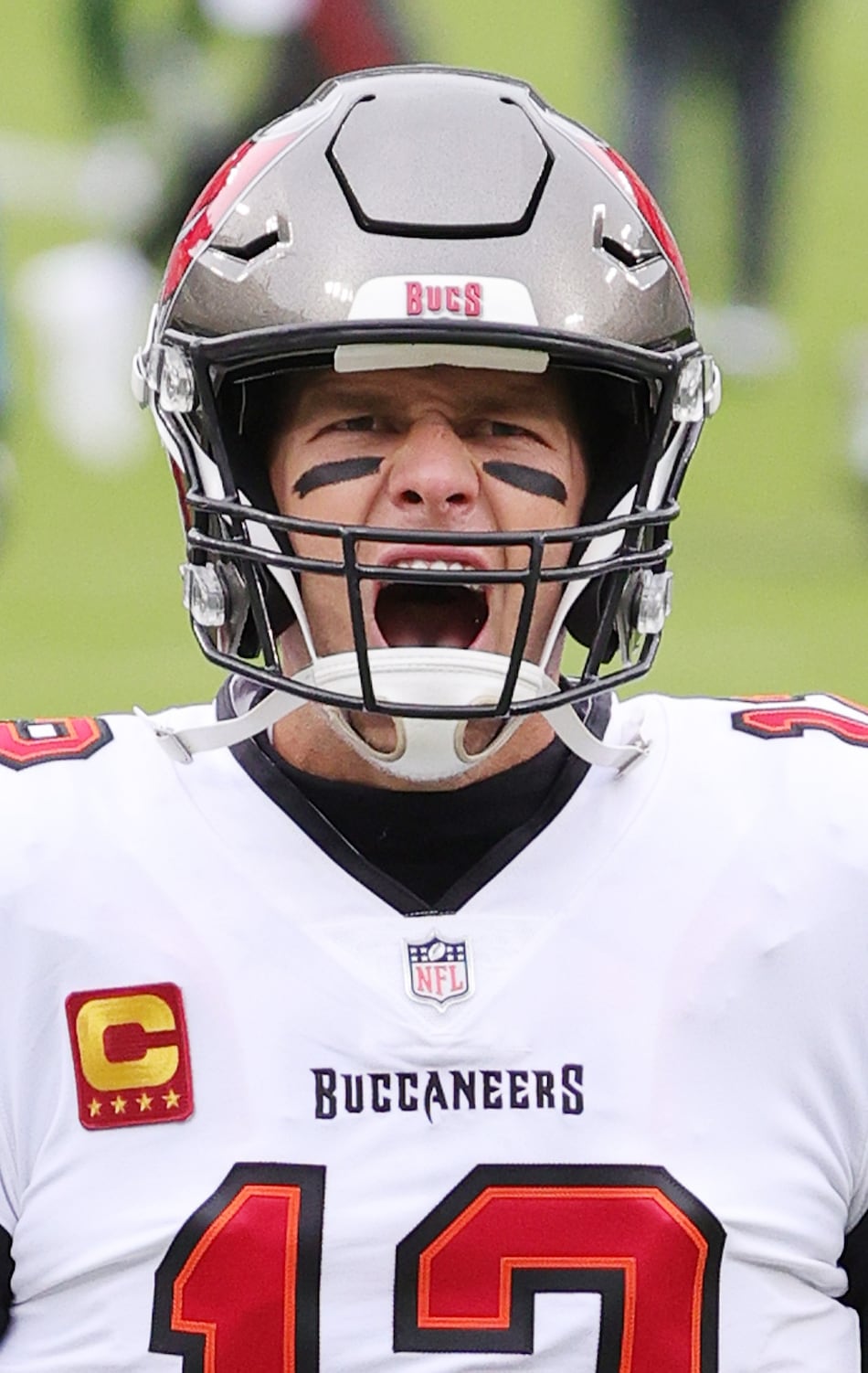 Tom Brady asegura que sus regaños son para motivar