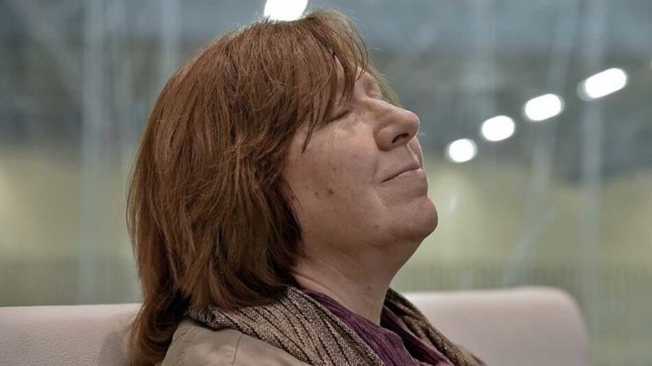 Svetlana Alexiévich habla sobre Chernóbil, Putin y la Unión Soviética