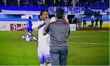Sanción de 15 partidos para el jugador Manuel Torres