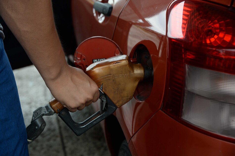 Gasolina de 95 octanos aumentará 16 centésimos el galón y 15 centésimos la de 91