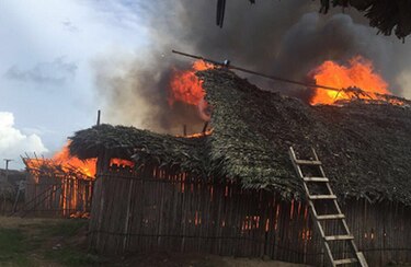 Incendio en Cangandía afecta 12 viviendas y destruye otras 4