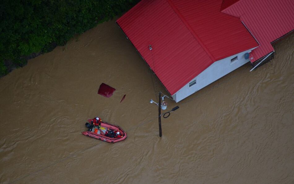 El número de muertos por inundaciones en Kentucky aumenta a 37
