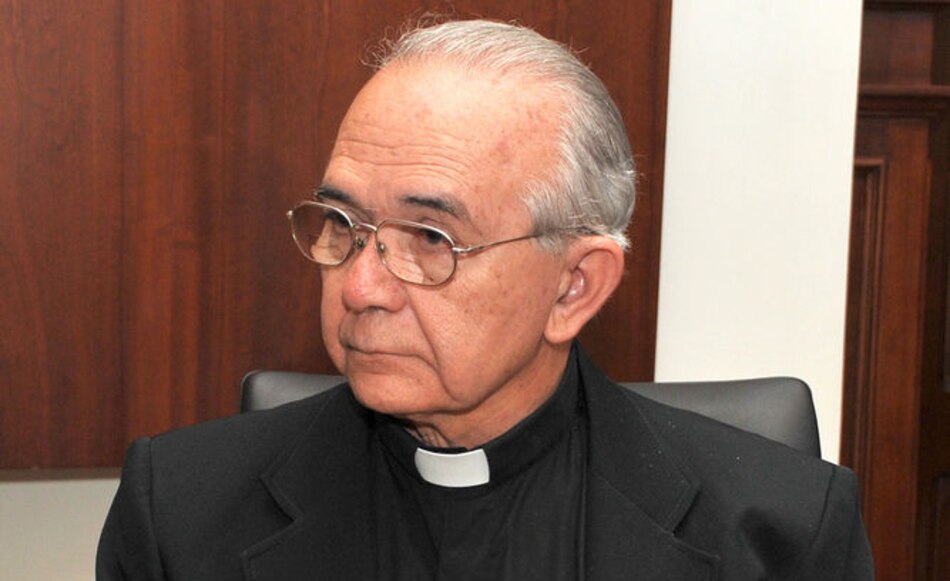 Suspenden a obispo salvadoreño acusado de pedofilia