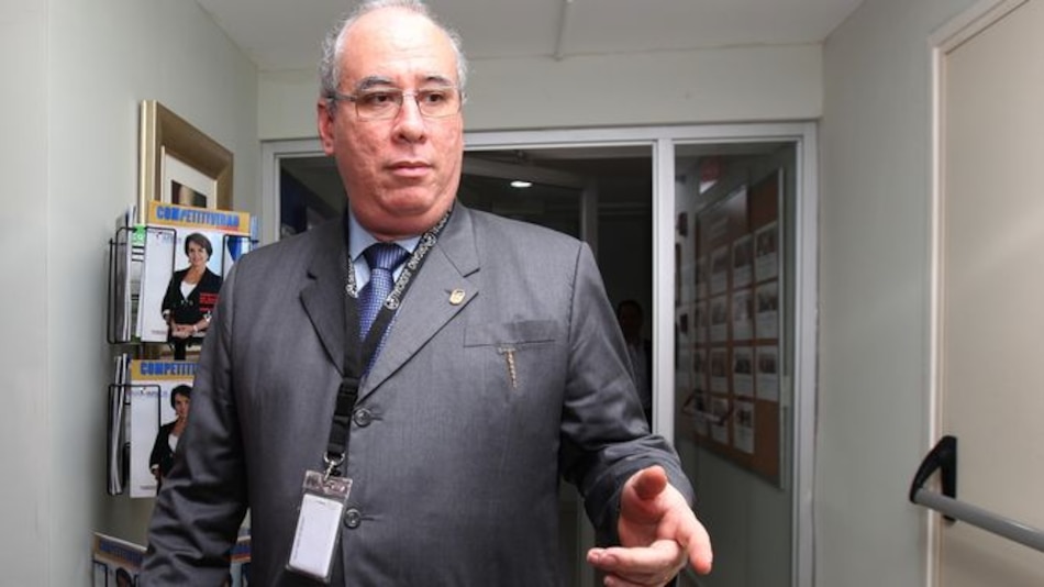 Pleno separa a Ayú Prado del caso Financial Pacific