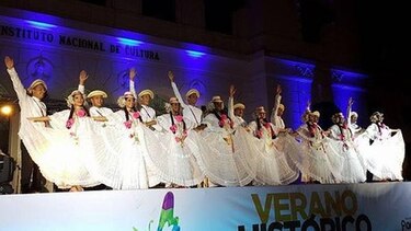 Los jueves de marzo están dedicados a las danzas auténticas al aire libre