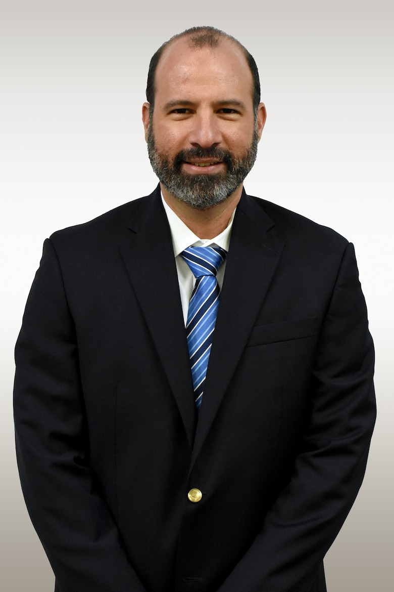 Alejandro Ferrer, candidato único en elecciones de CAPAC