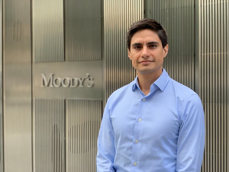 Es clave seguir reduciendo el déficit: Moody’s