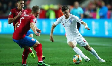 Inglaterra pierde ante los checos y retrasa su pase a la Euro 2020