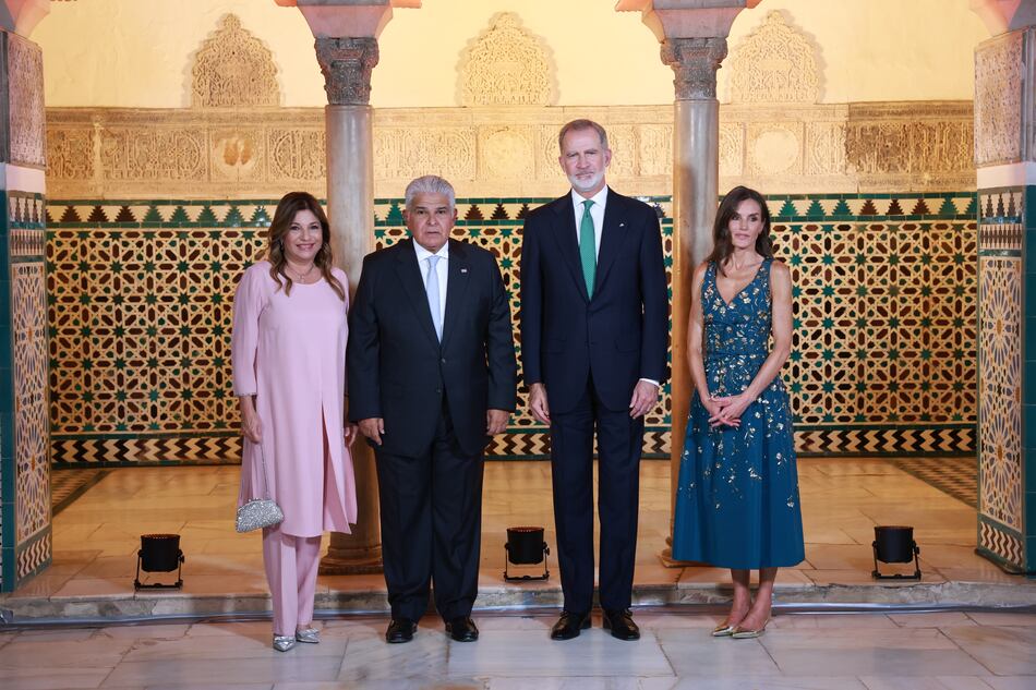 Mulino concluye gira en Sevilla con cena ofrecida por el Rey de España