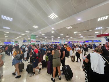 Se frena dinamismo de la industria de viajes y turismo