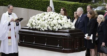 EU despide a Nancy Reagan, una de las primeras damas más importantes de la historia